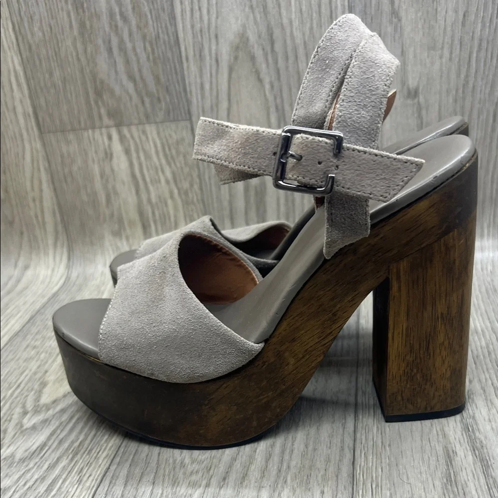 Lulu's Cream and Brown Platform Heels